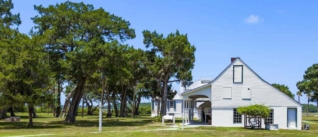 Acheter une maison avec une fosse septique : avantages et inconvénients