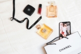 Qui est la directrice marketing international de Chanel ?