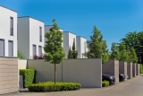 Que dit la réglementation sur l’installation d’un mur de clôture entre voisins ?