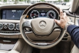 Assurance voiture et fiscalité : Peut-on déduire le déductible des impôts ?