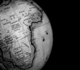 Biais d&rsquo;autorité: Comment il façonne notre perception économique
