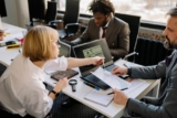Comment les data analysts révolutionnent-ils la finance ?