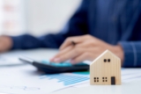 CSG sur les revenus fonciers: Comprendre son impact et optimiser sa fiscalité immobilière