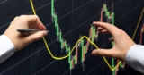 La Corrélation en Économie: Comprendre les Liens Invisibles entre Variables Financières