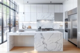 Pourquoi opter pour un plan de travail en blanc marbre ?