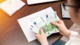 Quel est le montant du SMIC net horaire en France ?