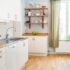 Comment réussir sa cuisine blanche avec un plan de travail gris anthracite ?